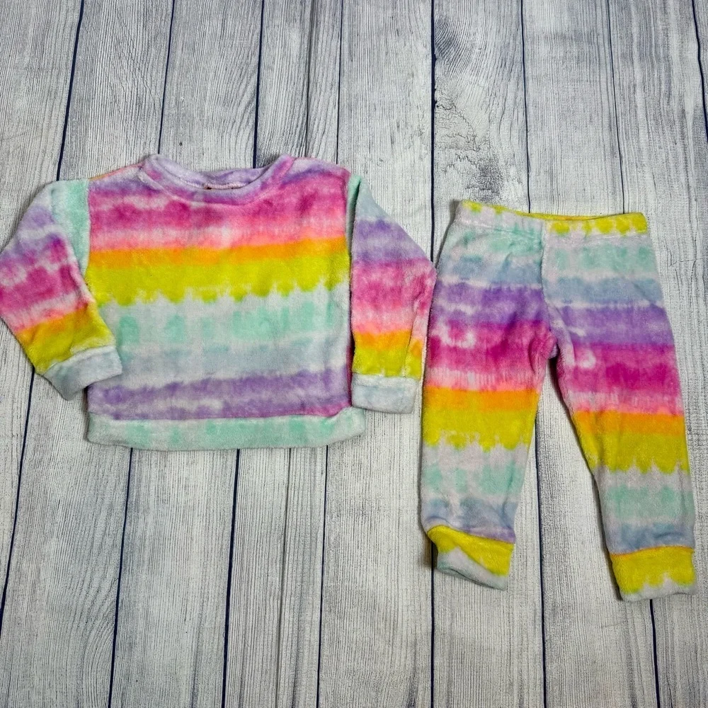 The Children's Place Rainbow Tie-Dye Plush Pajama Set Size 2T/3T